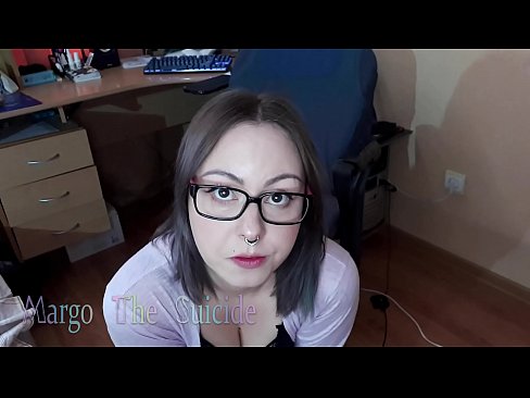 ❤️ 안경을 쓴 섹시한 여자가 카메라에 딜도를 빤다. ❤️ 항문 포르노 포르노에서 ko.sexonfire.ru ❌️